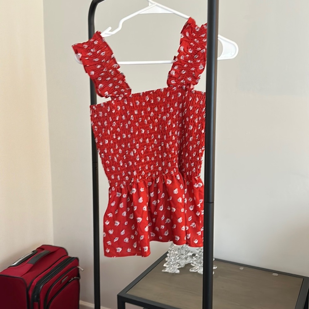 Red floral top